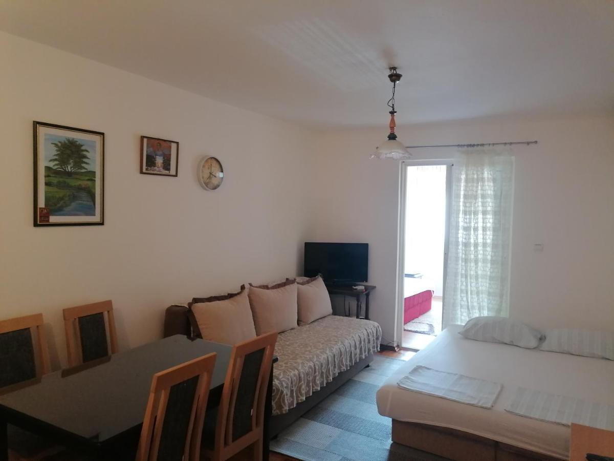 A&j Apartment Budva