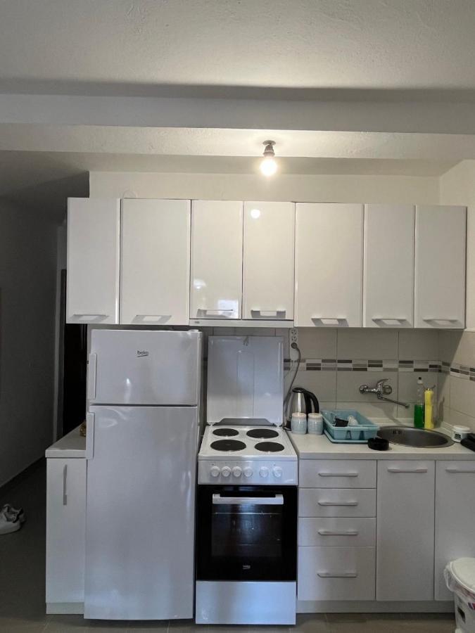 Apartment A&j *